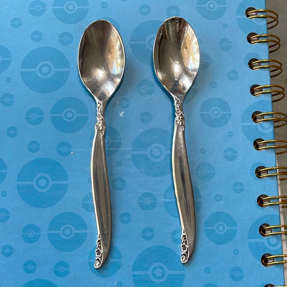 Vintage 1847 roger bros is Leilani sugar spoons set of 2